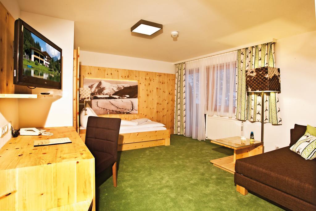 Landhotel Alpenhof Фильцмос Номер фото